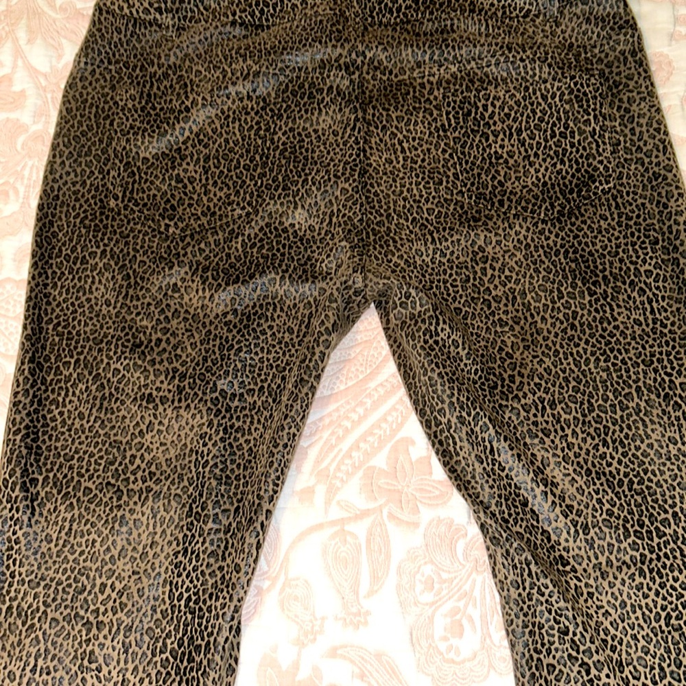 Eric Leopard Print With A Shiny Stretchy Material… - image 5